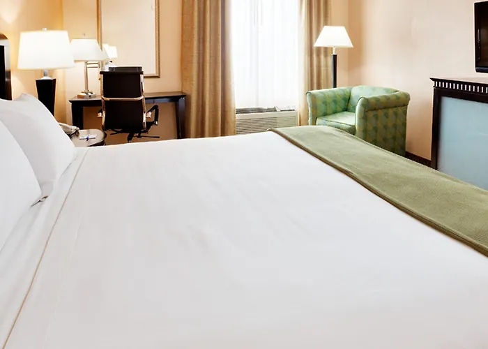 Baymont By Wyndham East Windsor Bradley Airport